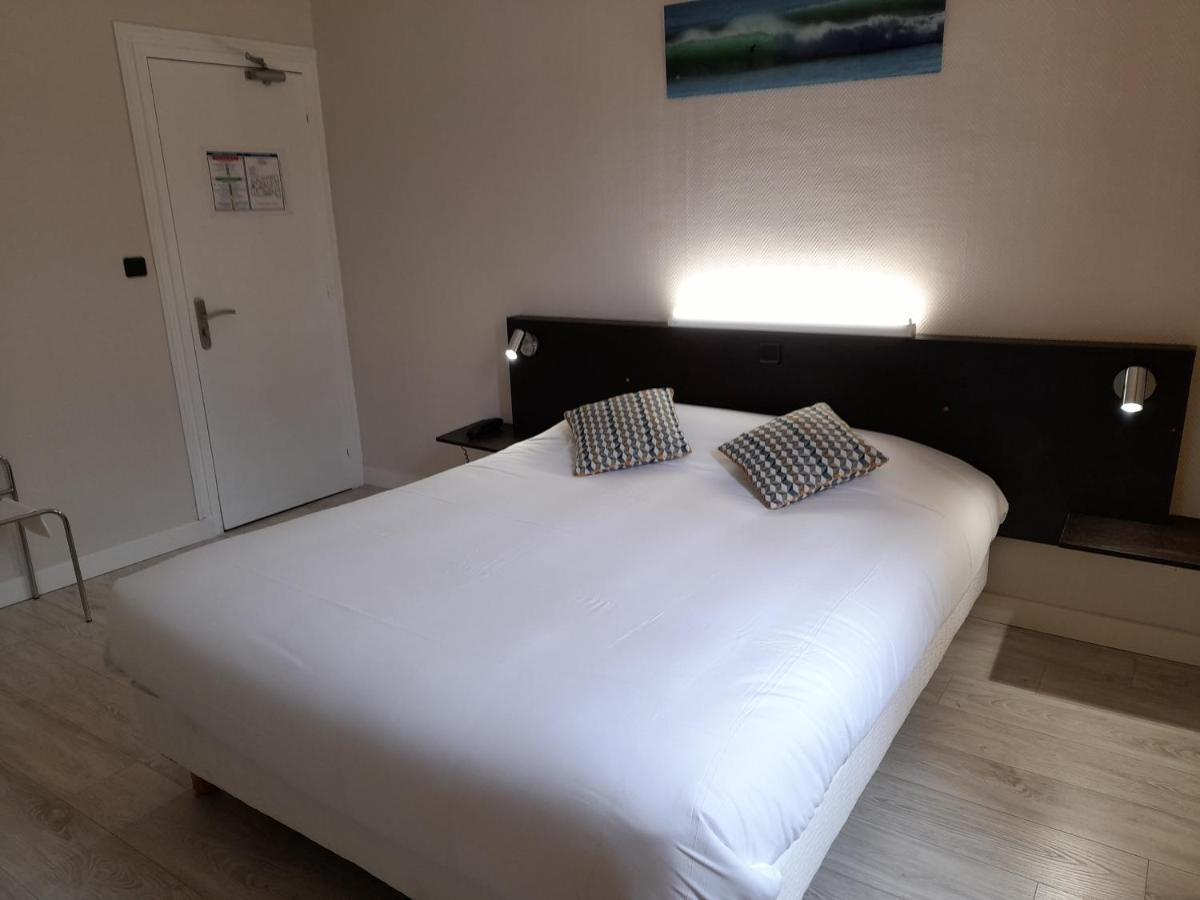 Contact Hotel De France Saintes Esterno foto