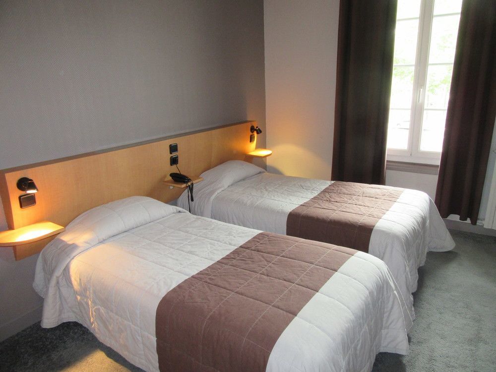 Contact Hotel De France Saintes Esterno foto