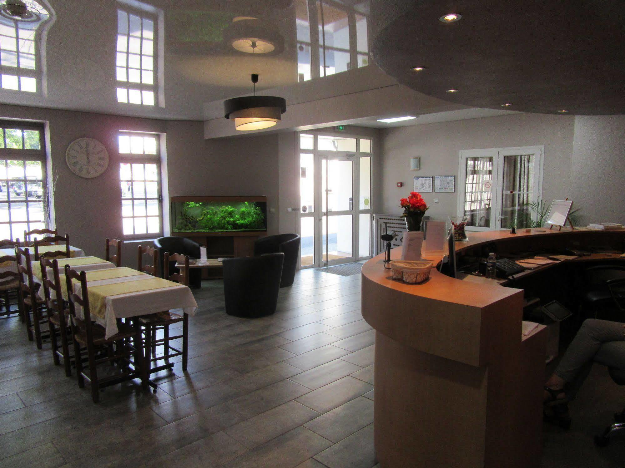Contact Hotel De France Saintes Esterno foto